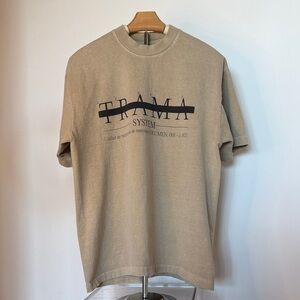Hermanos Koumori Beige T-Shirt